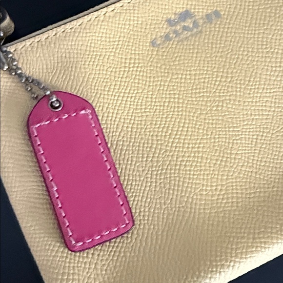 Coach Yellow Wristlet EUC - Picture 3 of 4